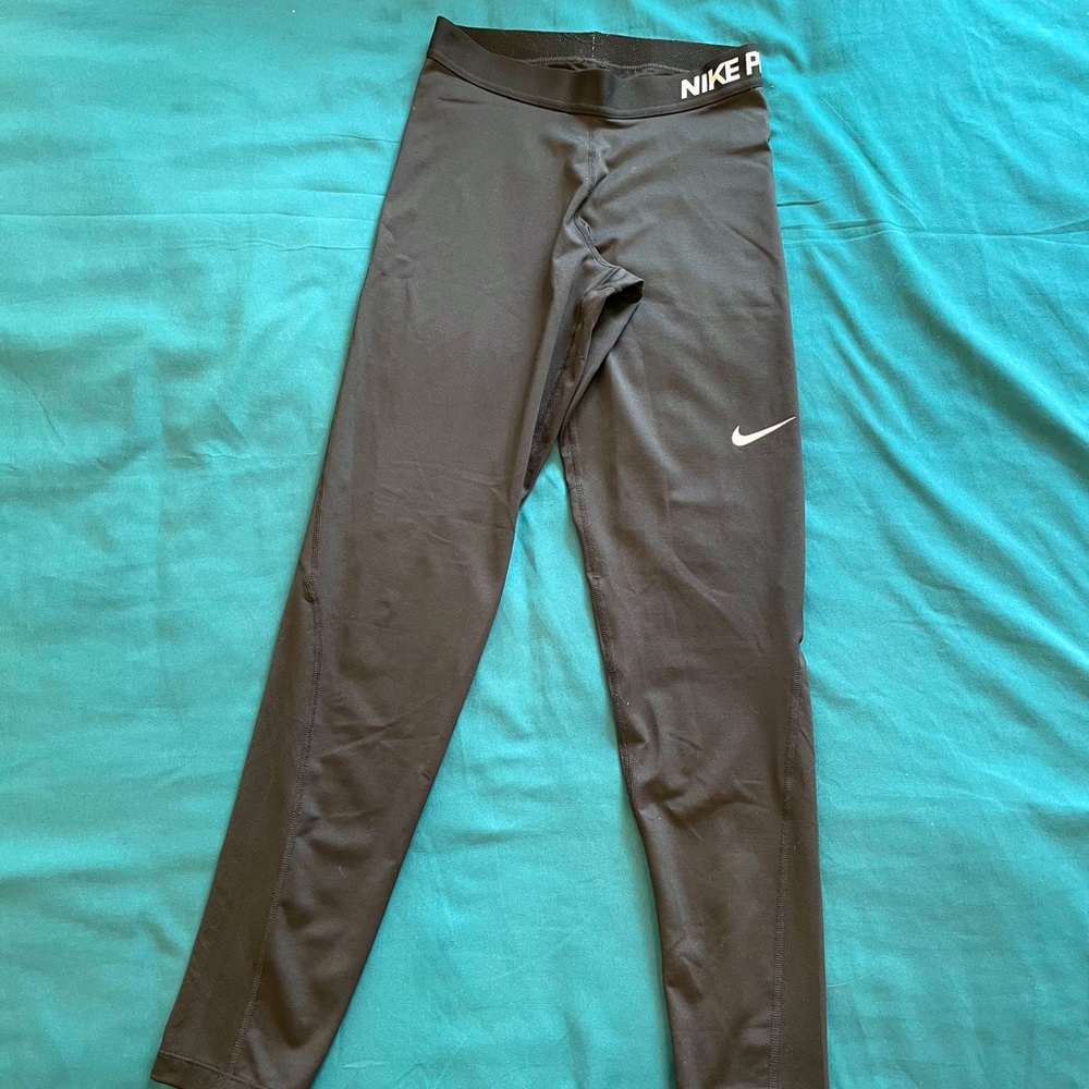 Never Worn Nike Pro Dry Fit Black Leggings